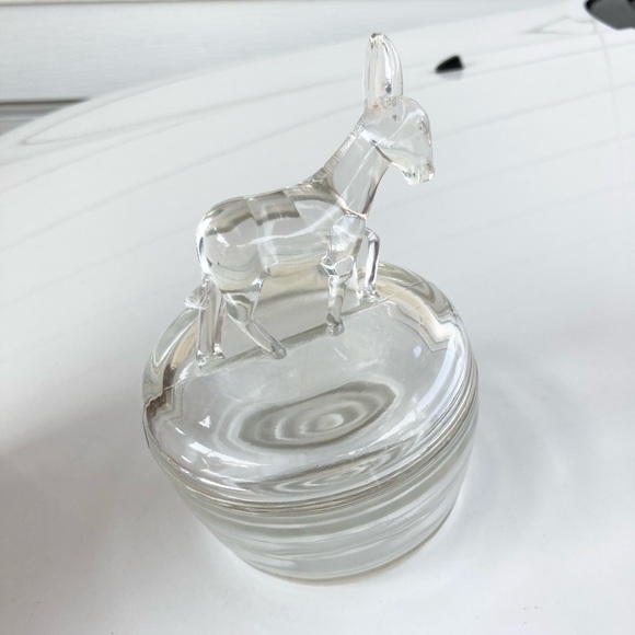 Vintage Jeannette Glass Donkey Powder Dish or Jar - Picture 2 of 12